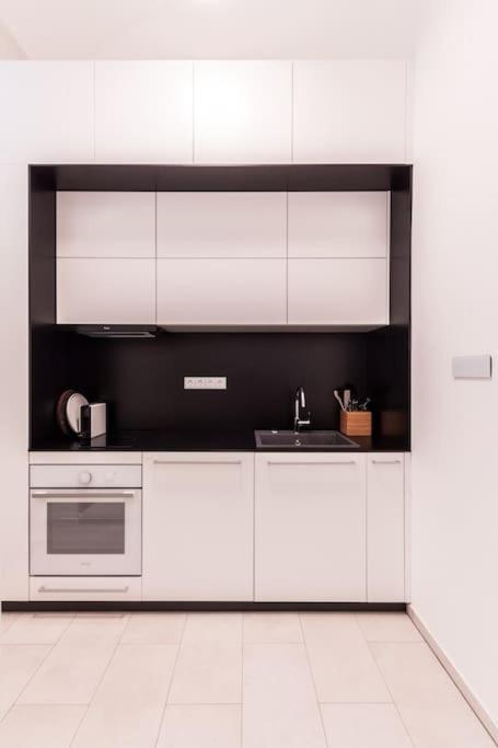 Eszter'S Lovely Downtown Apartment Budapest Ngoại thất bức ảnh