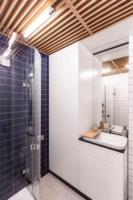 Eszter'S Lovely Downtown Apartment Budapest Ngoại thất bức ảnh