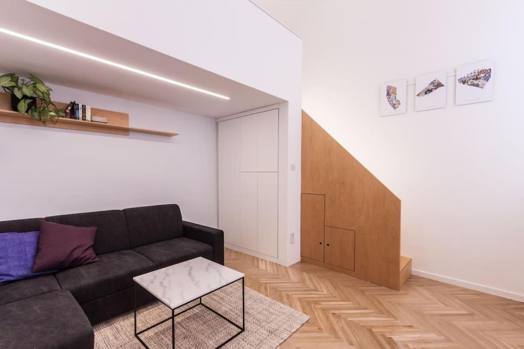 Eszter'S Lovely Downtown Apartment Budapest Ngoại thất bức ảnh